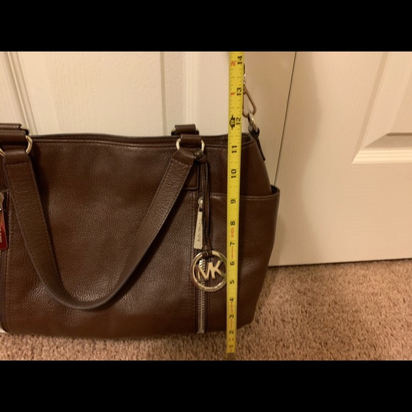Michael Kors Brown Leather Shoulder Bag/Satchel - Picture 14 of 16
